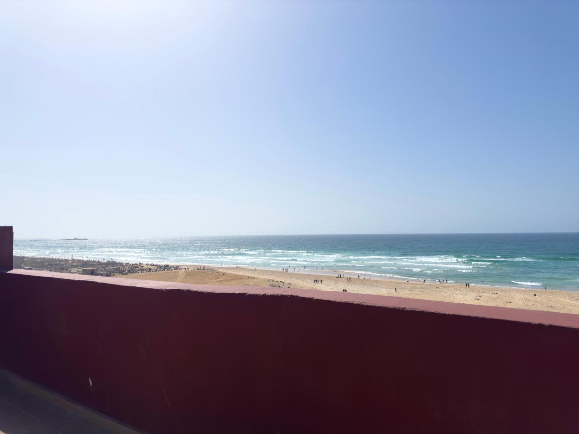 Oasis, Seaside * Dakar
